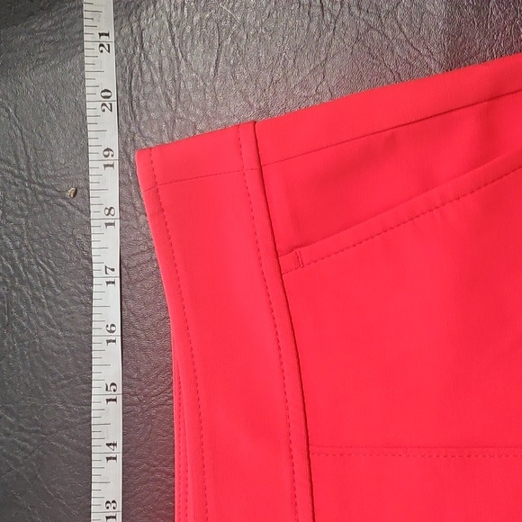 White Housr Black Market - NWT - Jolie Straight - Color Heat Wave 16L - Picture 3 of 12